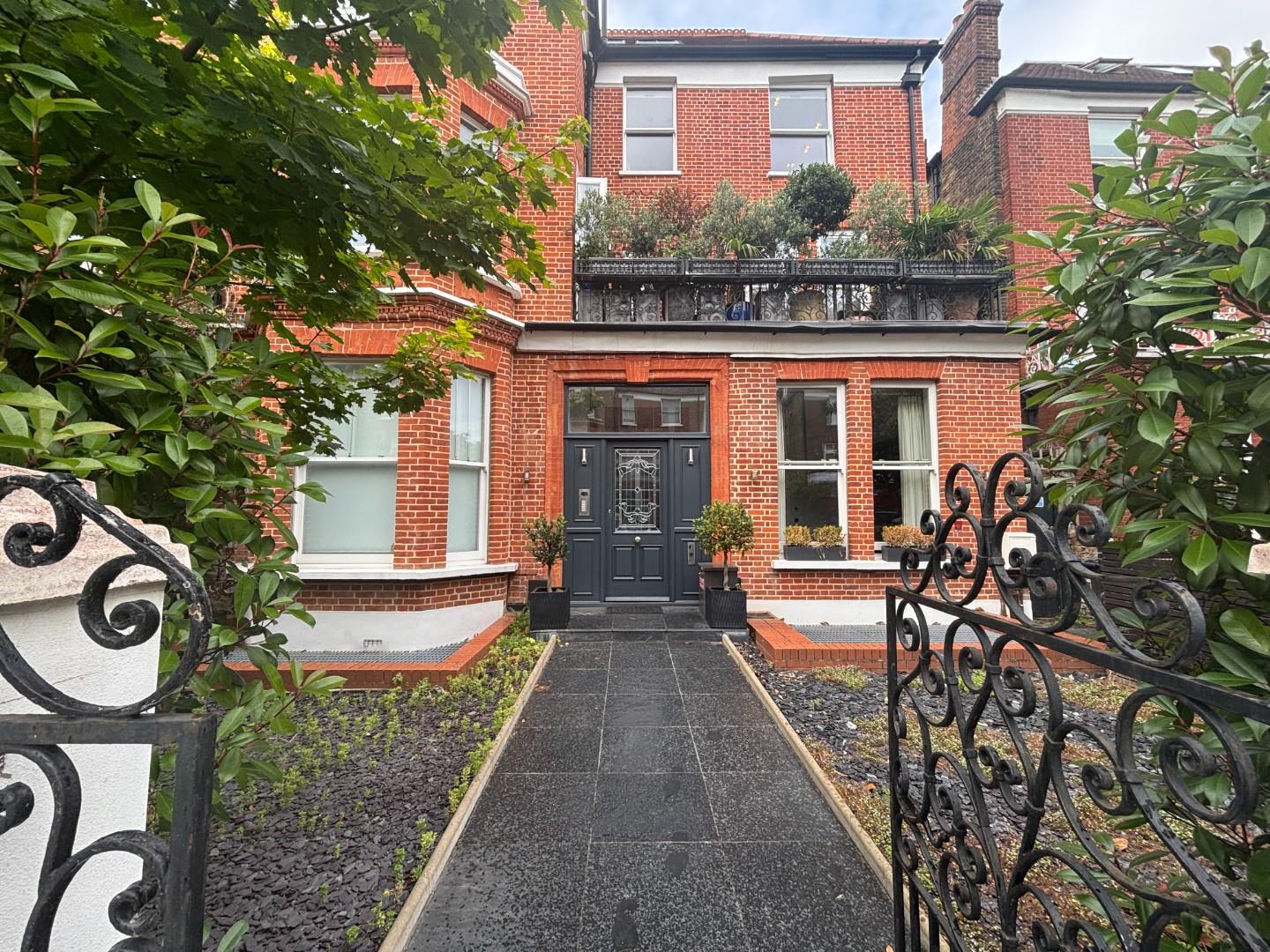 Canfield Gardens, Hampstead, NW6, London